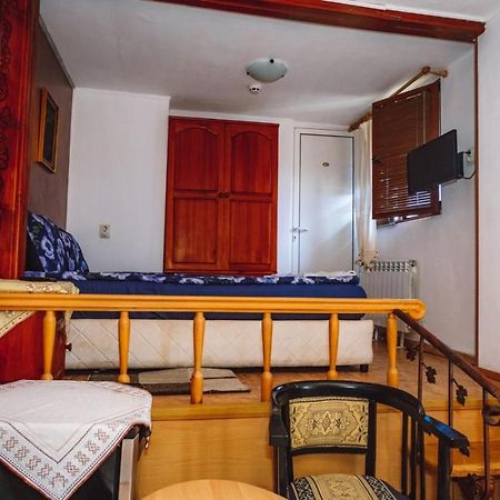 Arbat Guest Rooms 阿巴纳西 外观 照片